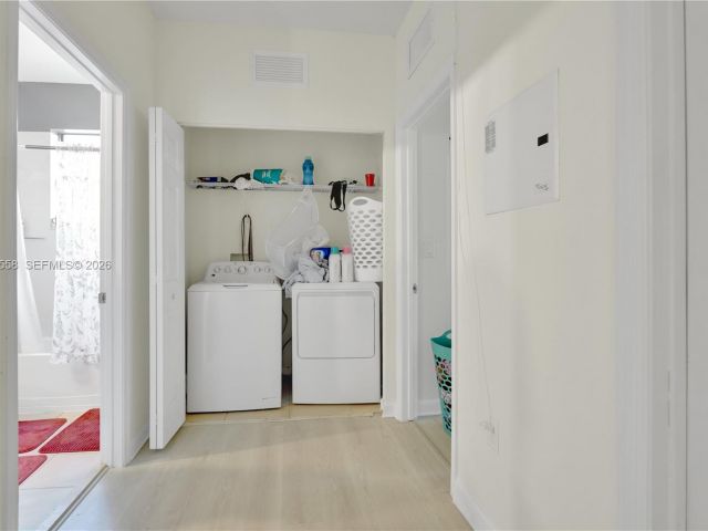 3-bedroom home for rent in Homestead - 101 NE 37th Pl 0 - MondialRealty