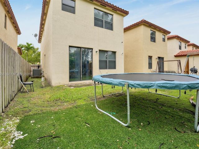 3-bedroom home for rent in Homestead - 101 NE 37th Pl 0 - MondialRealty