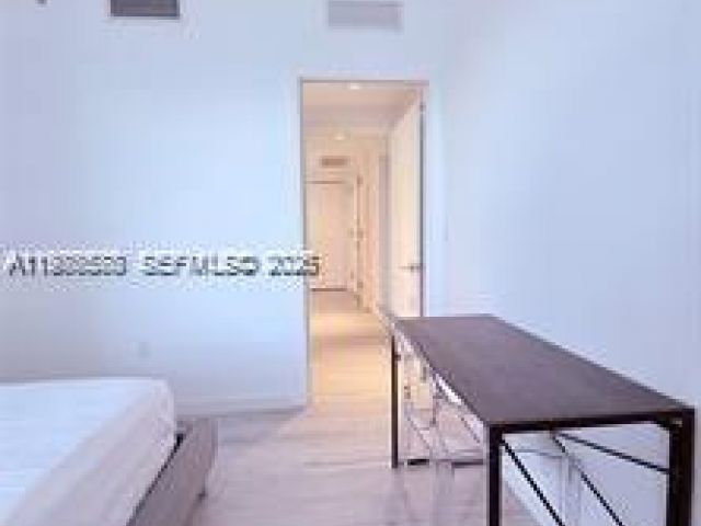 Apartment for rent  Unit #3903 - photo 7508148