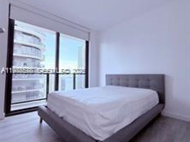 Apartment for rent  Unit #3903 - photo 7508149