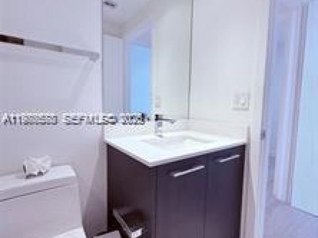 Apartment for rent  Unit #3903 - photo 7508152