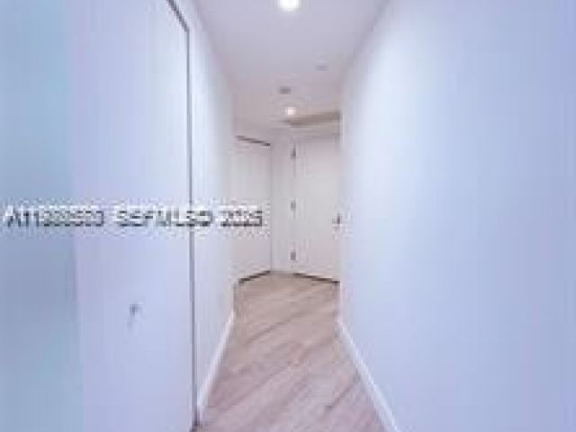 Apartment for rent  Unit #3903 - photo 7508161