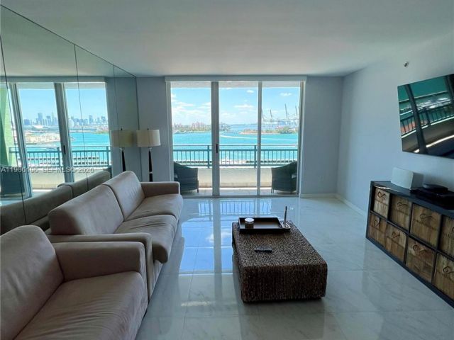 Apartment for rent  Unit #1106 - photo 7520274