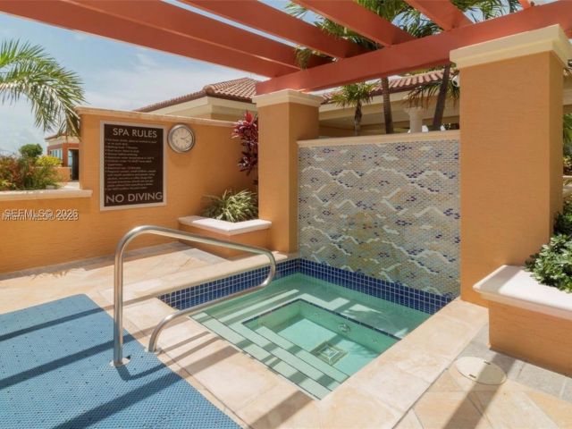 Apartment for rent  Unit #1106 - photo 7520285