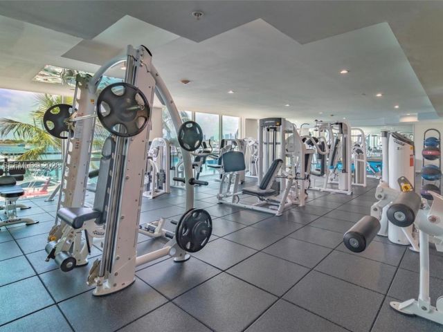 Apartment for rent  Unit #1106 - photo 7520286