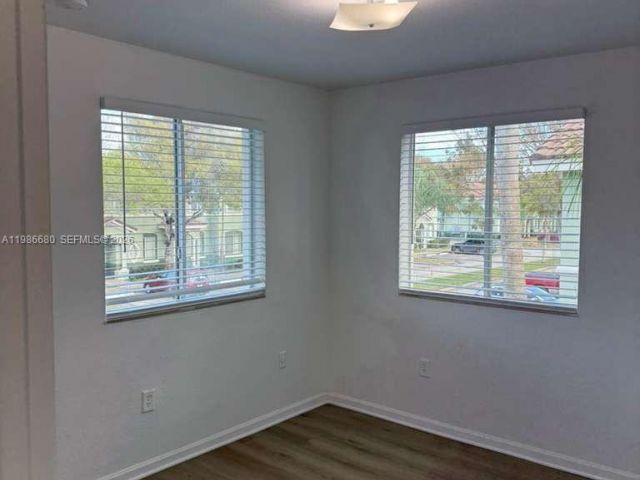 3-bedroom home for rent in Homestead - 2470 SE 15th Pl 335 - MondialRealty