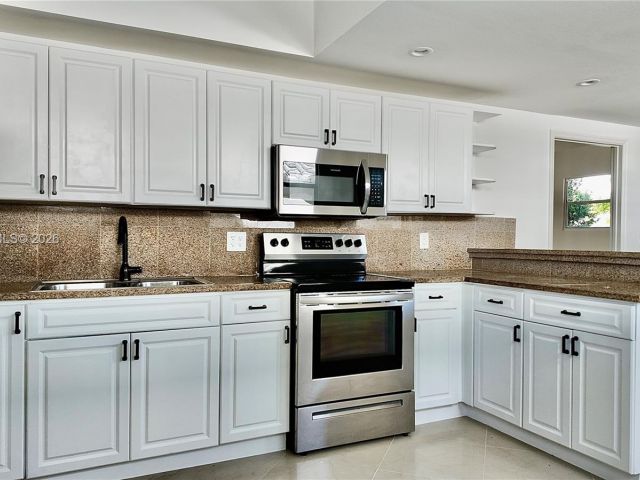 Home for rent at 1721 Fletcher St - photo 7471841