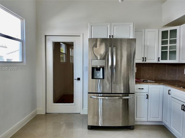 Home for rent at 1721 Fletcher St - photo 7471853