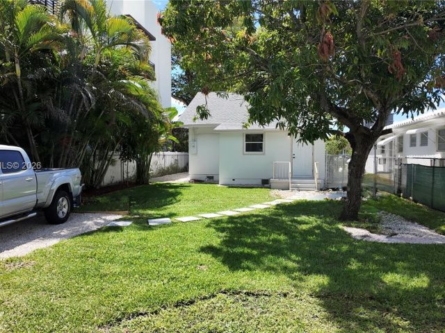 Home for rent at 1721 Fletcher St - photo 7471857