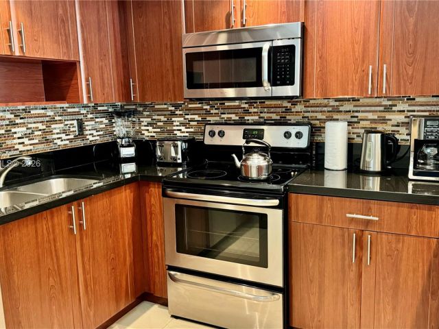 Apartment for sale  Unit #204 - photo 7514495