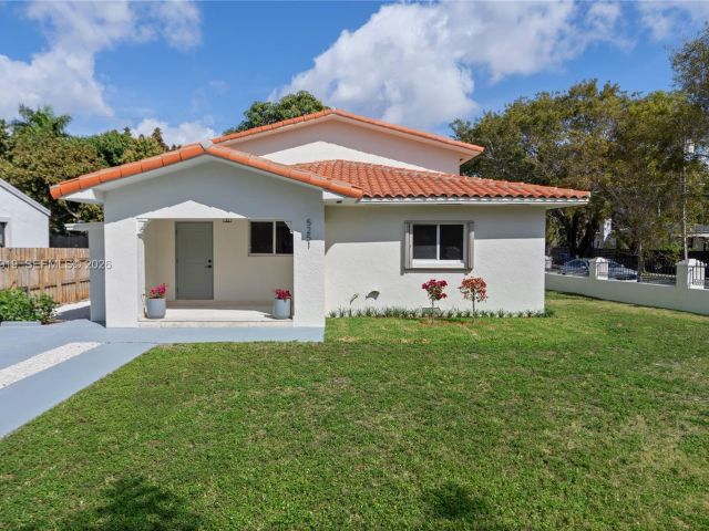 4-bedroom home for sale in Miami - 5251 SW 6th St - MondialRealty