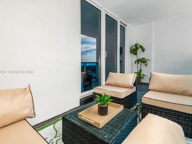 Apartment for sale  Unit #401 - photo 7510029