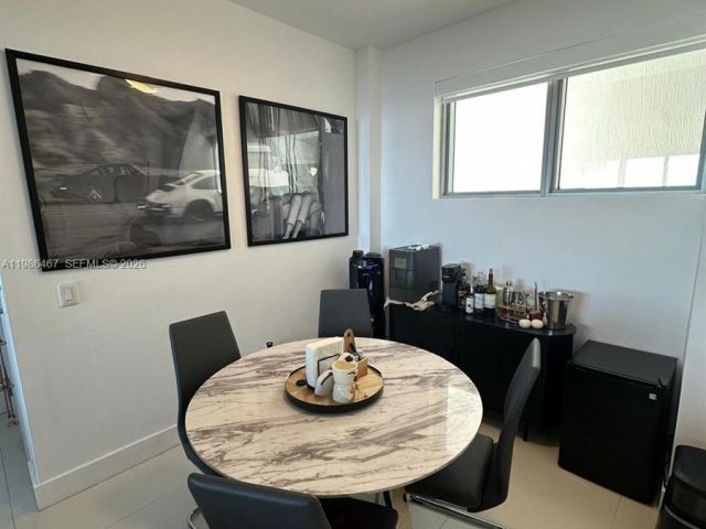 Apartment for rent  Unit #1003 - photo 7518331