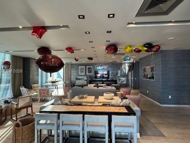 Apartment for rent  Unit #1003 - photo 7518334