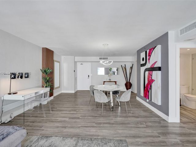 Apartment for rent  Unit #1109 - photo 7505802