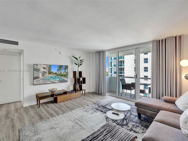 Apartment for rent  Unit #1109 - photo 7505808