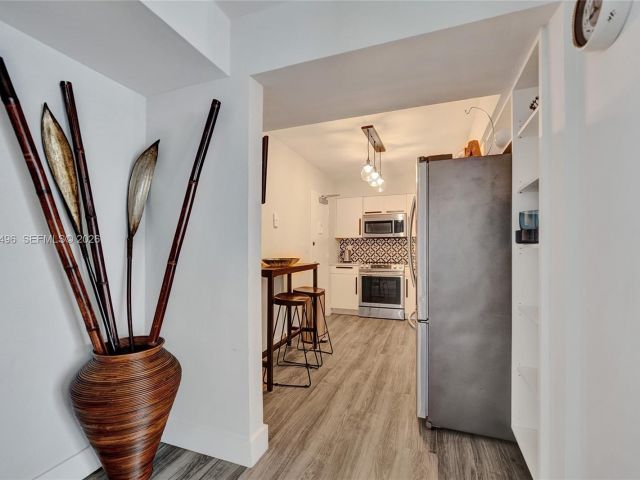 Apartment for rent  Unit #1109 - photo 7505810