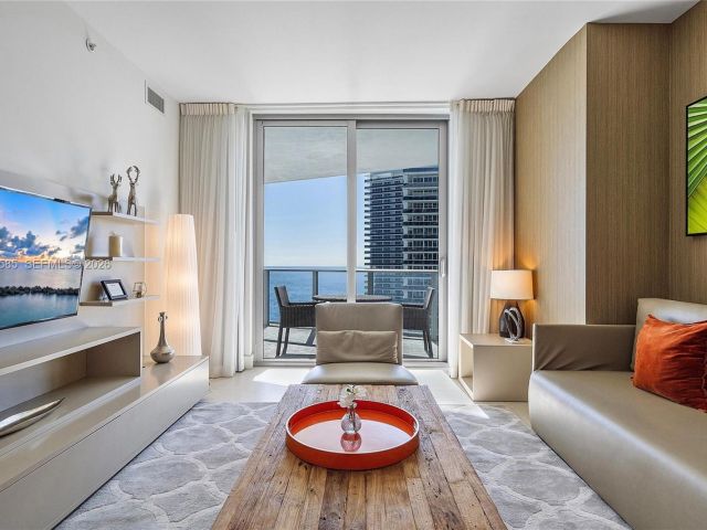 Apartment for sale  Unit #3209 - photo 7512285