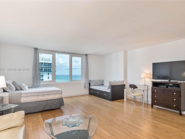 Apartment for sale  Unit #1512 - photo 7510068