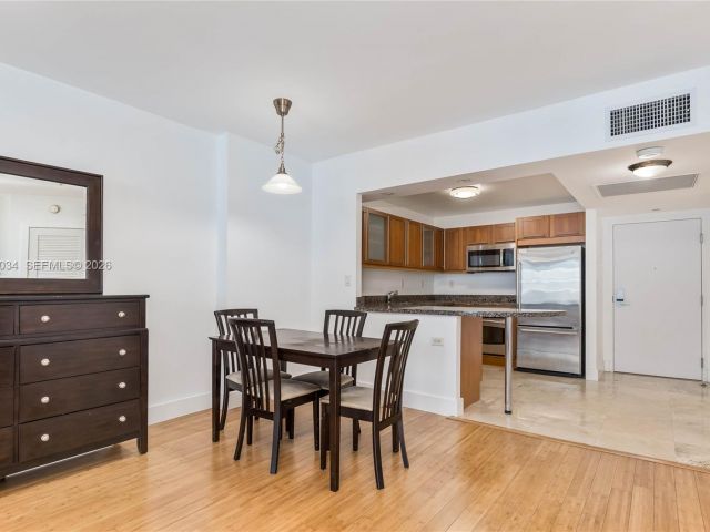 Apartment for sale  Unit #1512 - photo 7510070