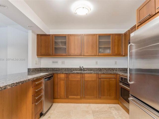 Apartment for sale  Unit #1512 - photo 7510072