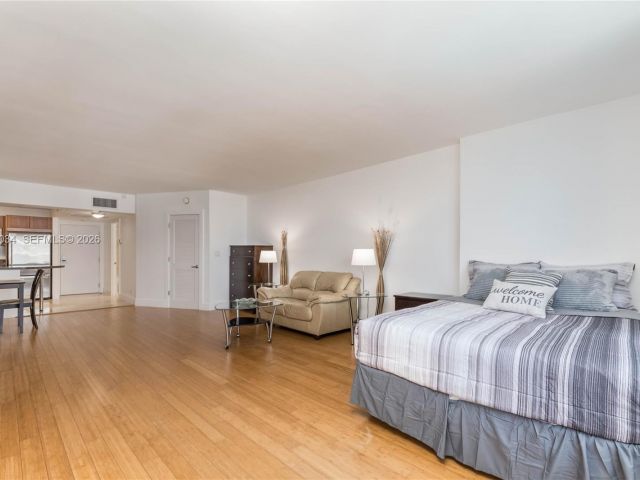 Apartment for sale  Unit #1512 - photo 7510075