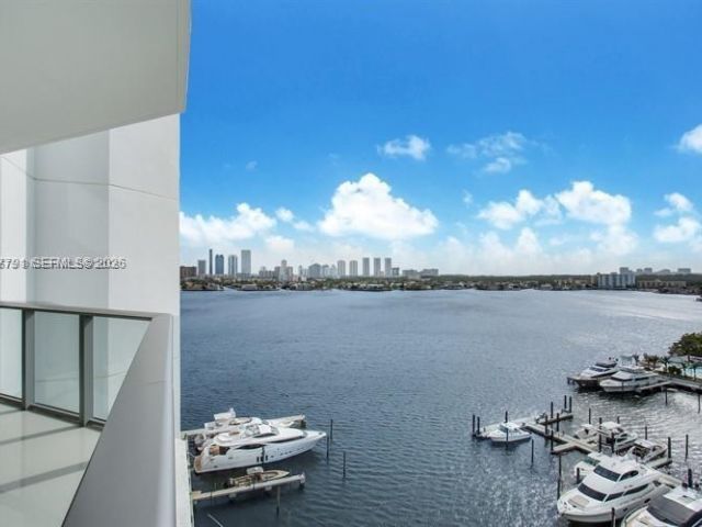 Apartment for rent  Unit #1103 - photo 7503484