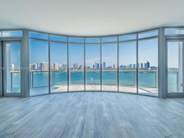 Apartment for rent  Unit #1211 - photo 7503492