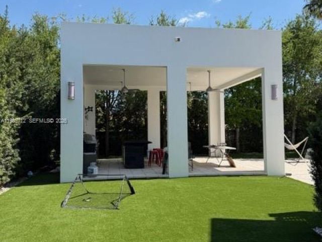 Home for rent at 8210 NW 33rd Ter - photo 7523013