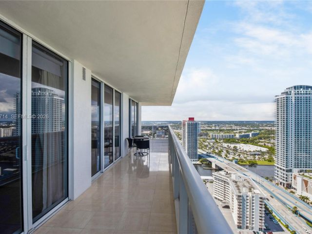 Apartment for rent  Unit #3508 - photo 7499064