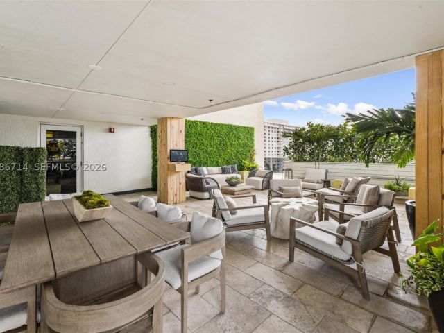 2-bedroom condo for rent in Hallandale Beach - 1830 S Ocean Dr 3508 - MondialRealty