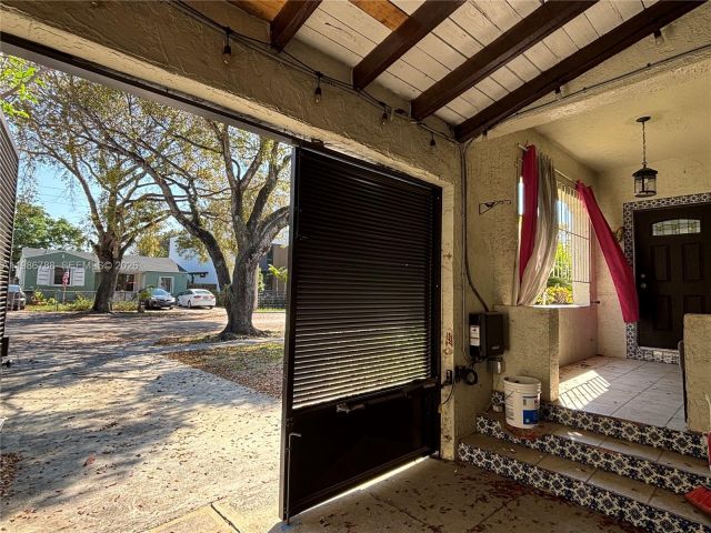 2-bedroom home for rent in Miami - 521 NW 48th St - MondialRealty