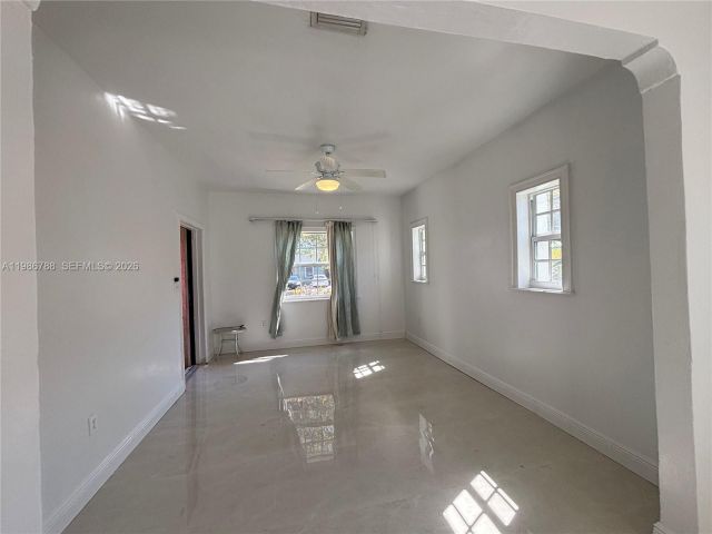 2-bedroom home for rent in Miami - 521 NW 48th St - MondialRealty