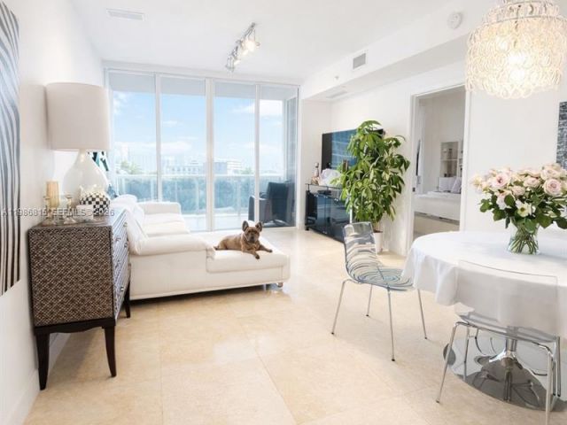 Apartment for rent  Unit #705 - photo 7496486