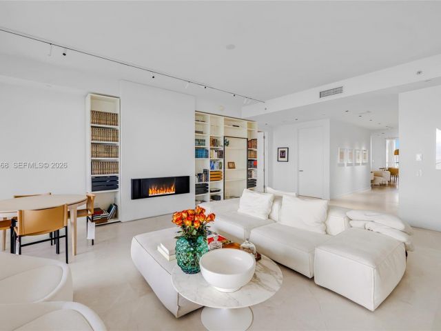 Apartment for rent  Unit #802N - photo 7507688