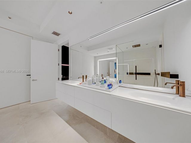 Apartment for rent  Unit #802N - photo 7507702