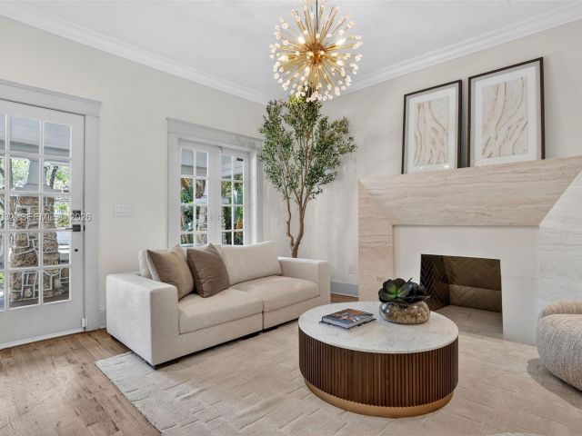 3-bedroom home for sale in Miami - 85 NE 46th St - MondialRealty