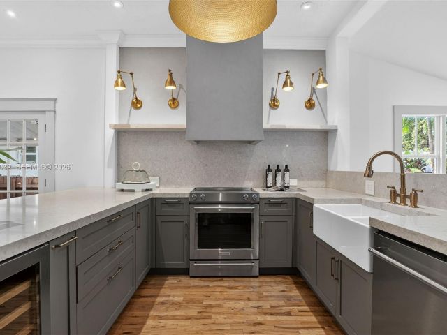 3-bedroom home for sale in Miami - 85 NE 46th St - MondialRealty