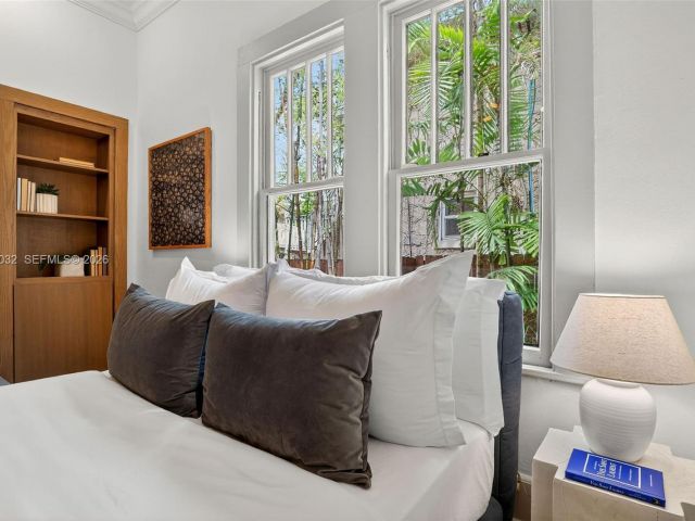 3-bedroom home for sale in Miami - 85 NE 46th St - MondialRealty