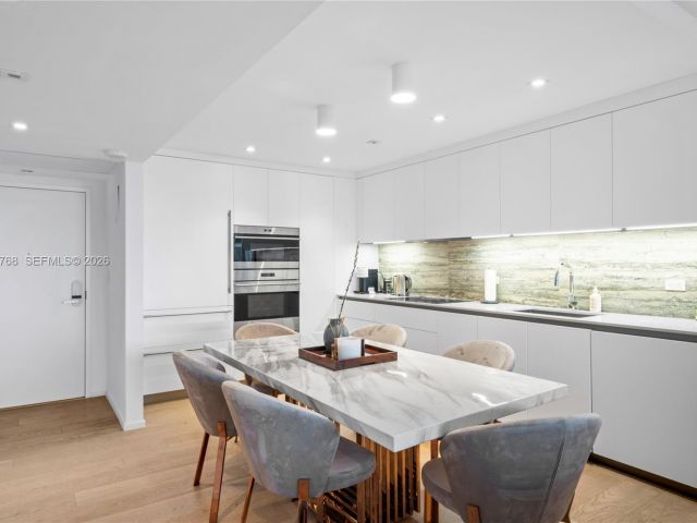 Apartment for rent  Unit #624 - photo 7510089