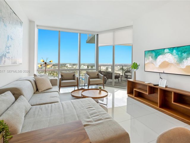 Apartment for rent  Unit #4206 - photo 7487740