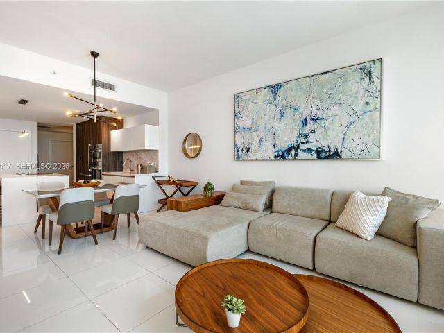 Apartment for rent  Unit #4206 - photo 7487741