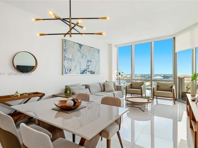 Apartment for rent  Unit #4206 - photo 7487742