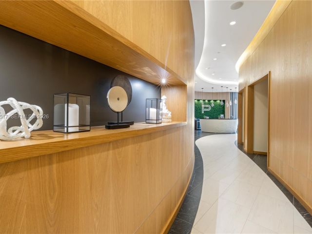 Apartment for rent  Unit #4206 - photo 7487759