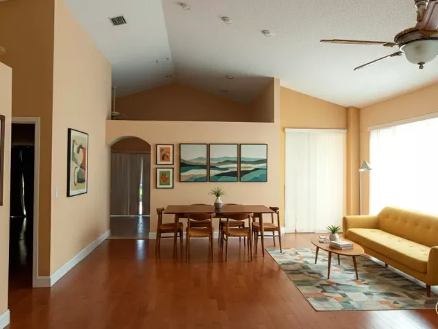 3-bedroom home for sale in West Palm Beach - 1100 Lytham Court - MondialRealty