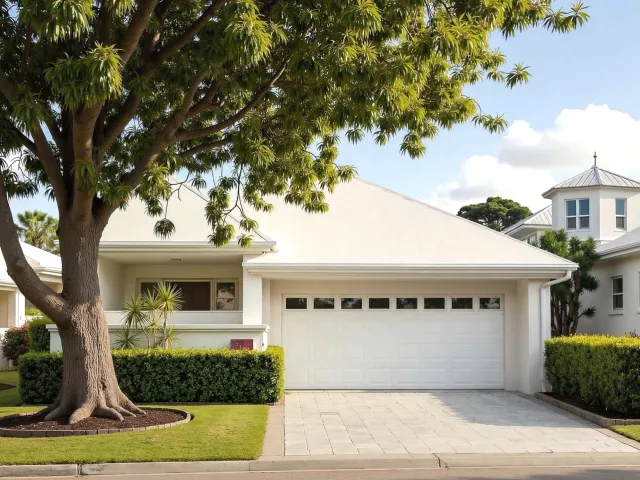 3-bedroom home for sale in West Palm Beach - 1100 Lytham Court - MondialRealty