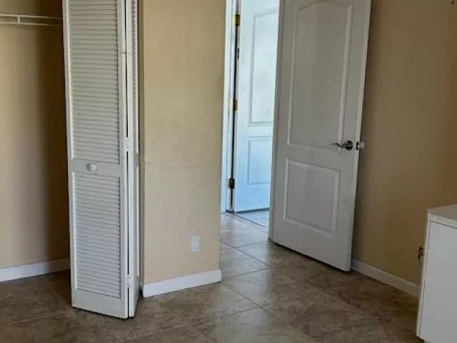 3-bedroom home for sale in West Palm Beach - 1100 Lytham Court - MondialRealty