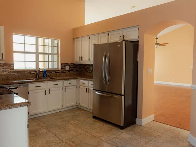 3-bedroom home for sale in West Palm Beach - 1100 Lytham Court - MondialRealty