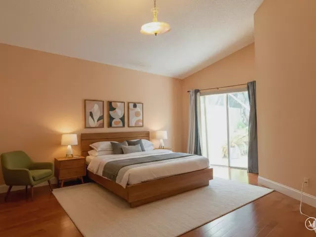3-bedroom home for sale in West Palm Beach - 1100 Lytham Court - MondialRealty