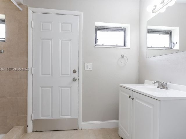 Home for rent at 1078 NE 157th St - photo 7480540